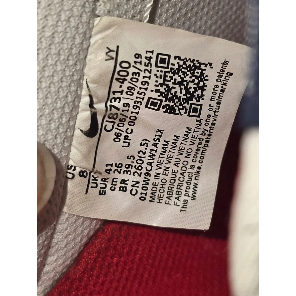 EUC Nike Air Force 1 07 LV8 Obsidian/Red/ White 
